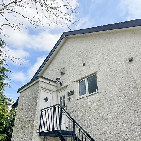 Claife Apartment